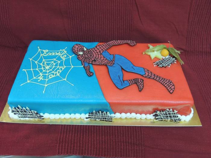 Gâteau Spiderman